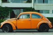 理想汽车，未来出行的理想之选，价格亲民的智能座驾