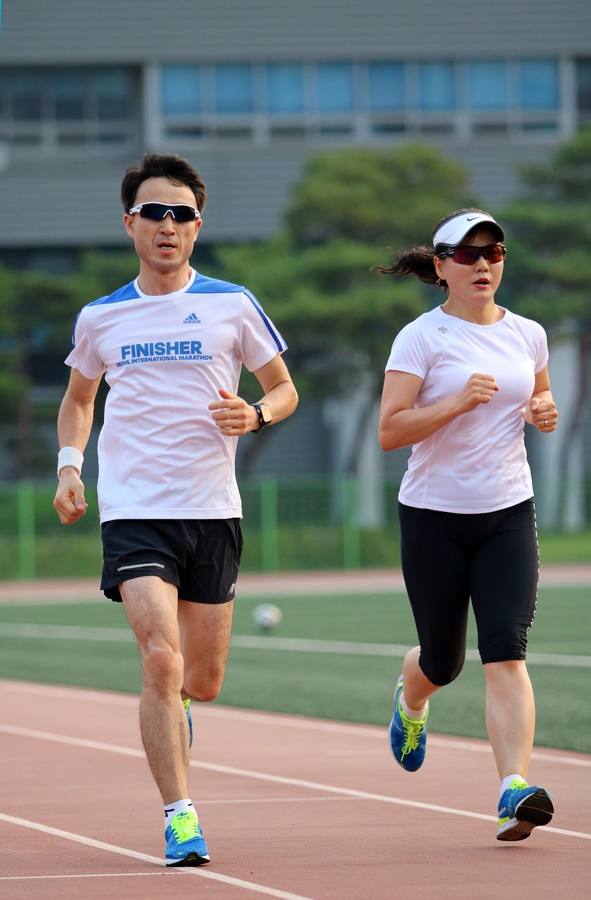 凯特王妃罕见亮相，与威廉王子同框显露深情